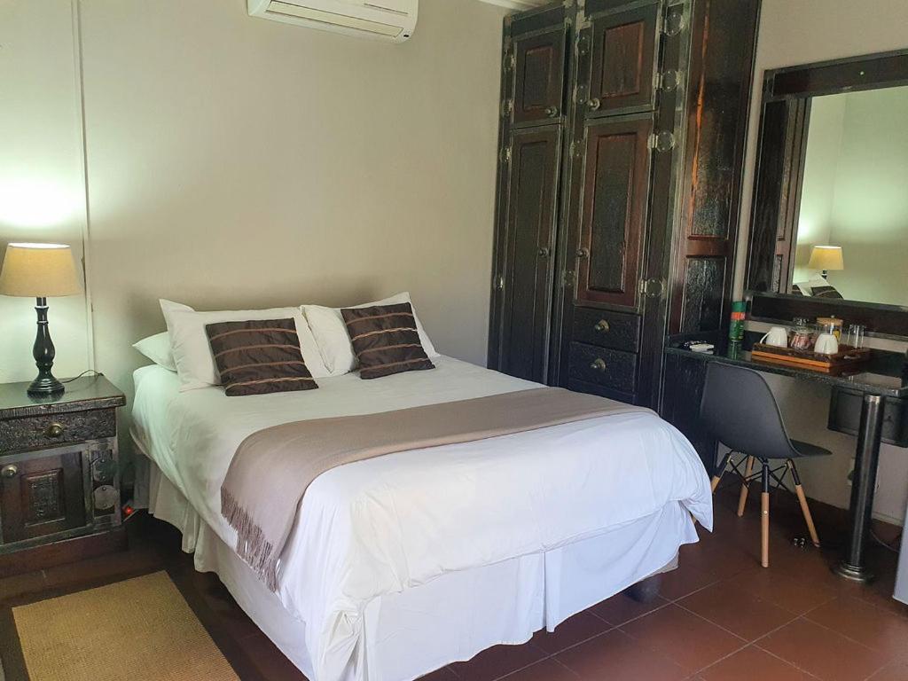 Micasa Sucasa Guesthouse Lephalale Екстериор снимка