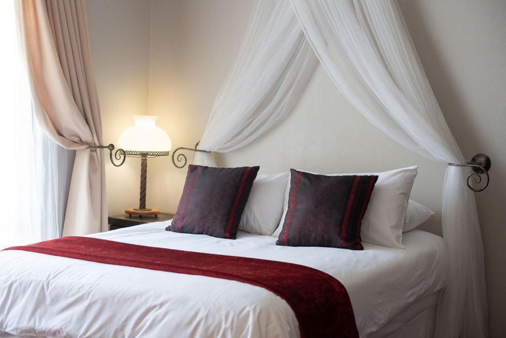 Micasa Sucasa Guesthouse Lephalale Екстериор снимка
