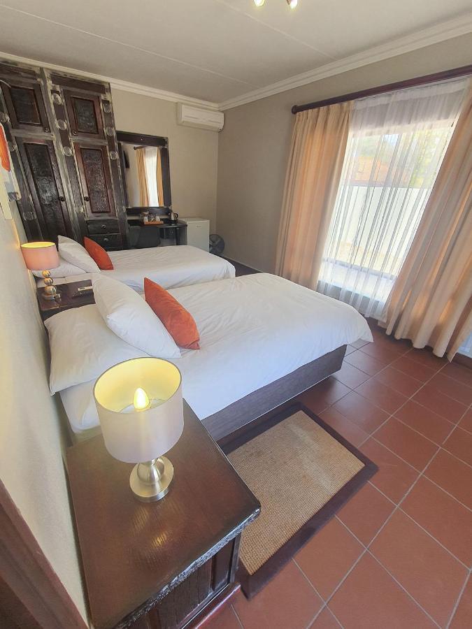 Micasa Sucasa Guesthouse Lephalale Екстериор снимка