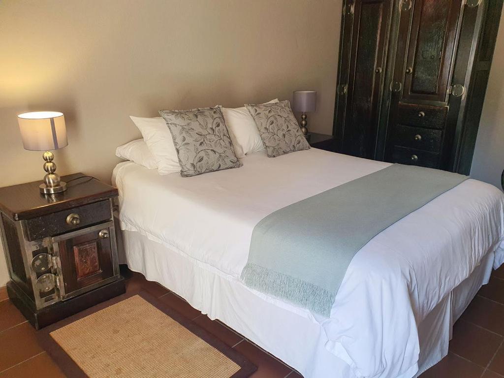 Micasa Sucasa Guesthouse Lephalale Екстериор снимка