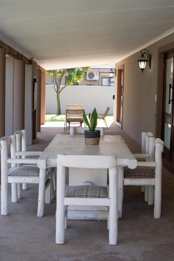 Micasa Sucasa Guesthouse Lephalale Екстериор снимка