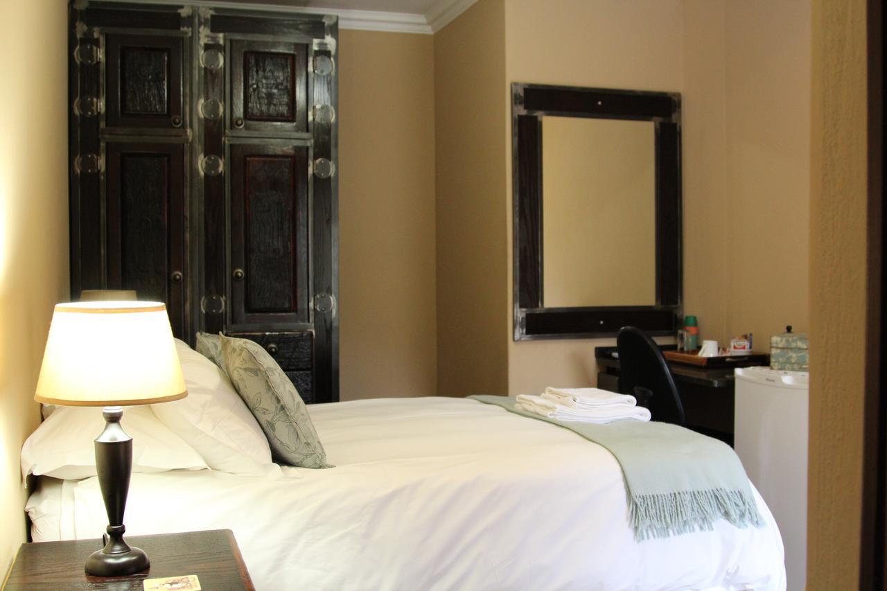 Micasa Sucasa Guesthouse Lephalale Екстериор снимка